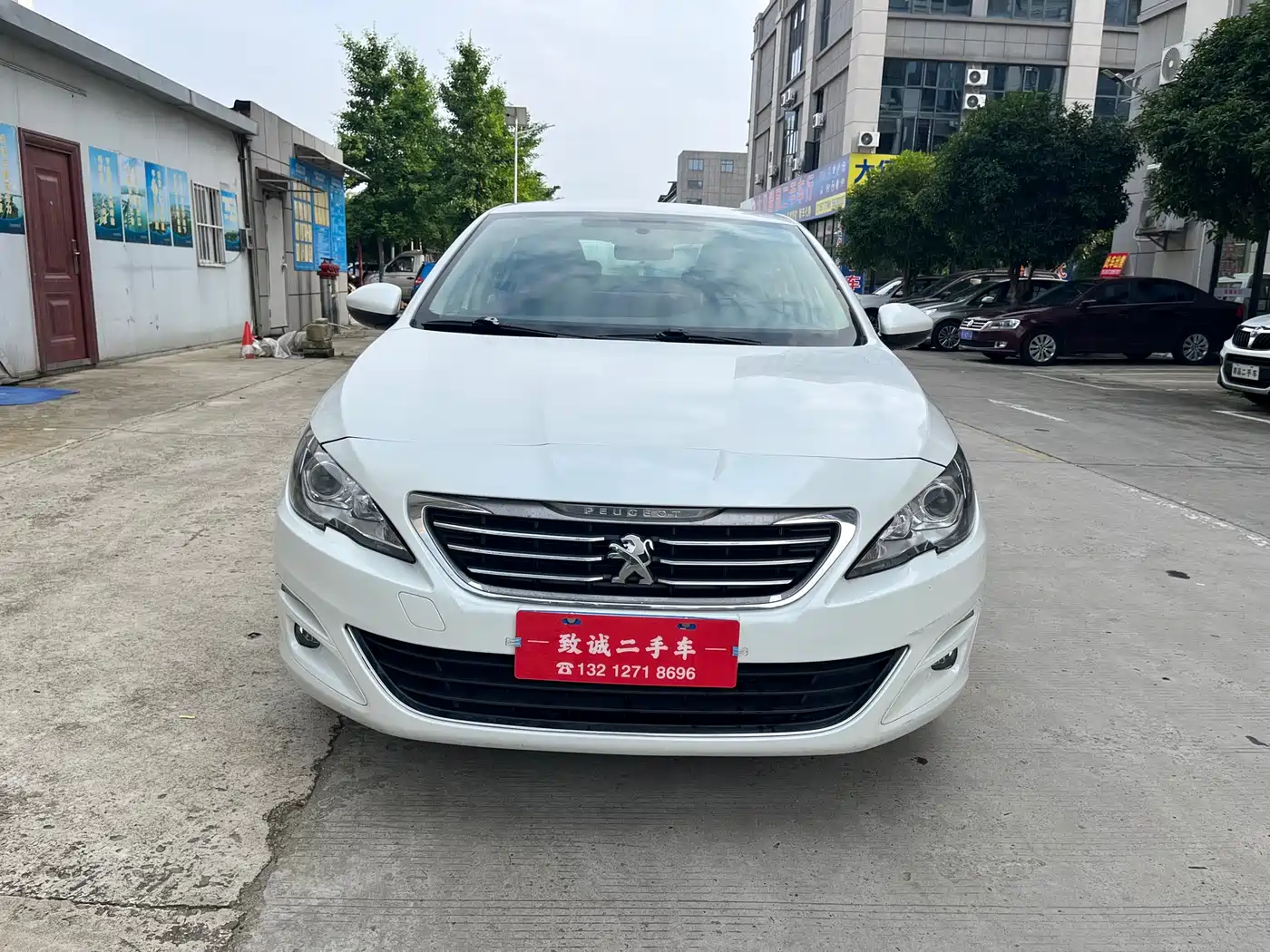 Peugeot 408 2018 Facelift 350THP Automatic Luxury фото 2