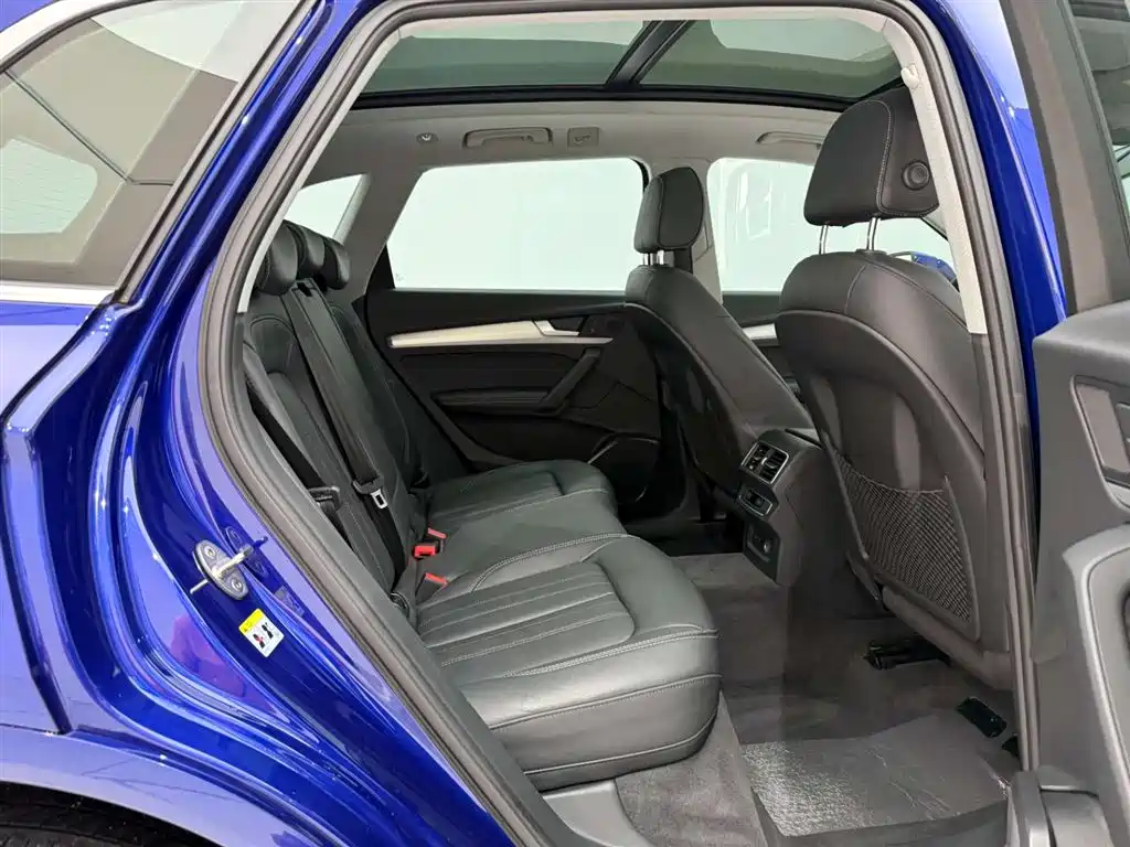 Audi Q5L 2020 Facelift 40 TFSI Honor Fashion фото 20