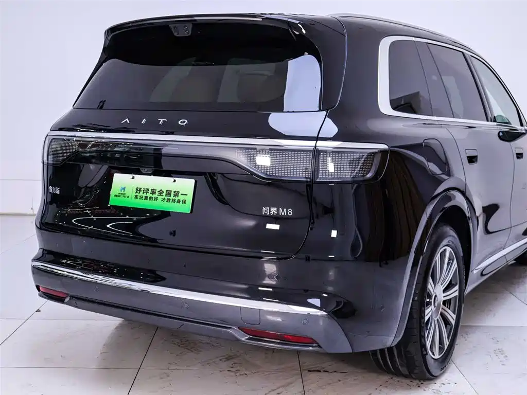 AITO Wenjie AITO M8 2025 Model Extended Range Max+ Edition 53.4kWh 6-Seater фото 8