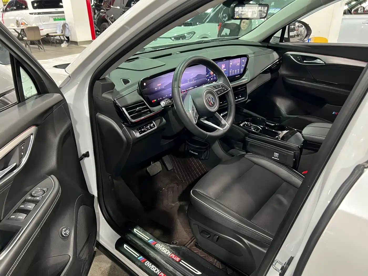 Buick Envision Plus 2024 Envision Plus 28T 2WD Premium Edition фото 8
