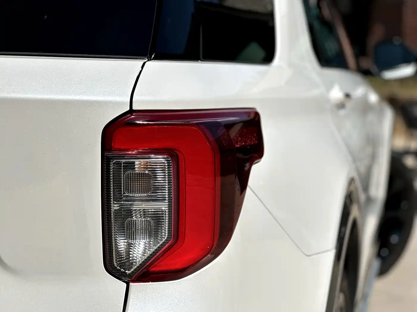 Фото 37 - Ford Explorer
