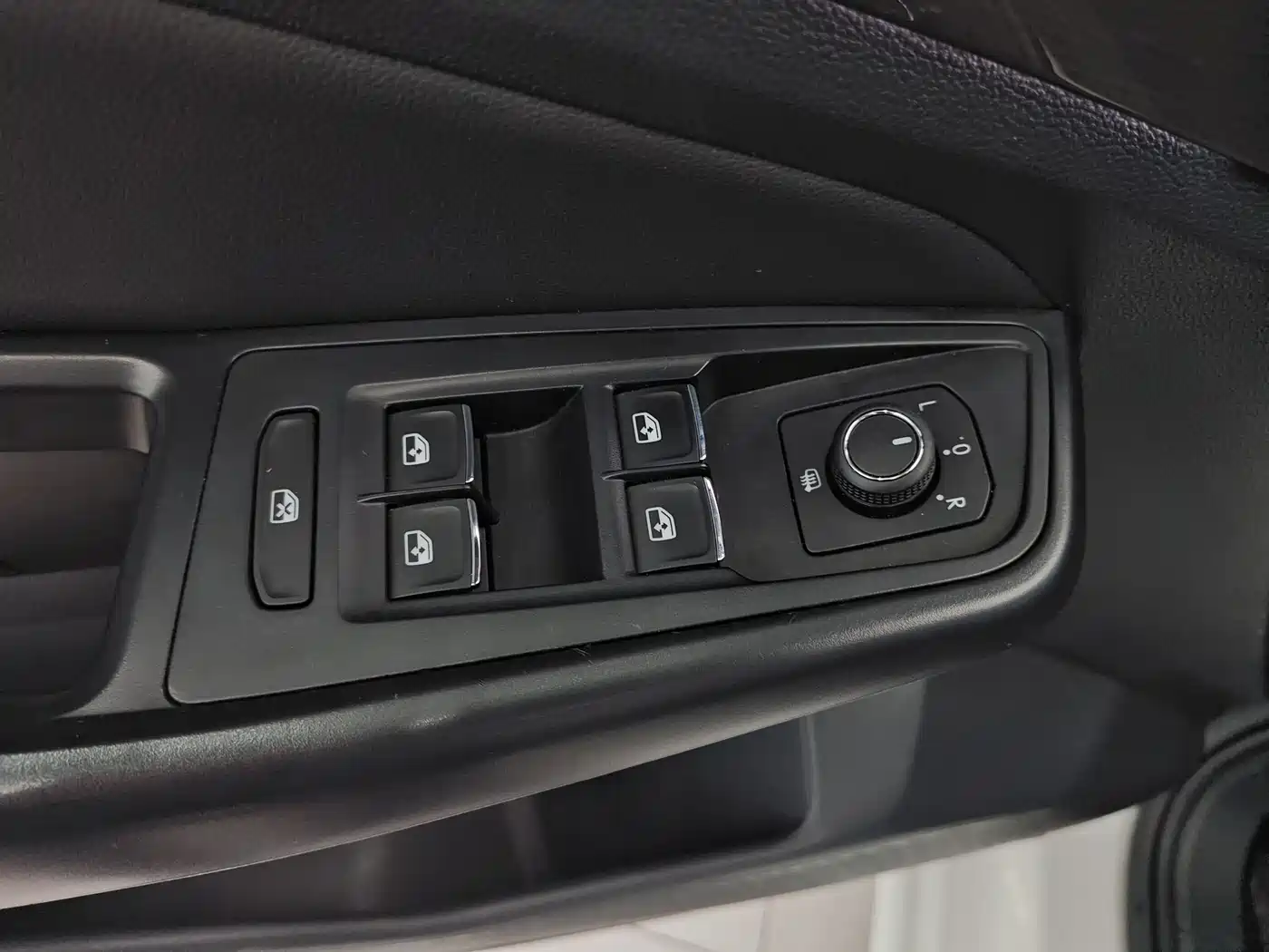 Volkswagen Bora 2019 Facelift 1.5L Automatic Elite China V фото 13