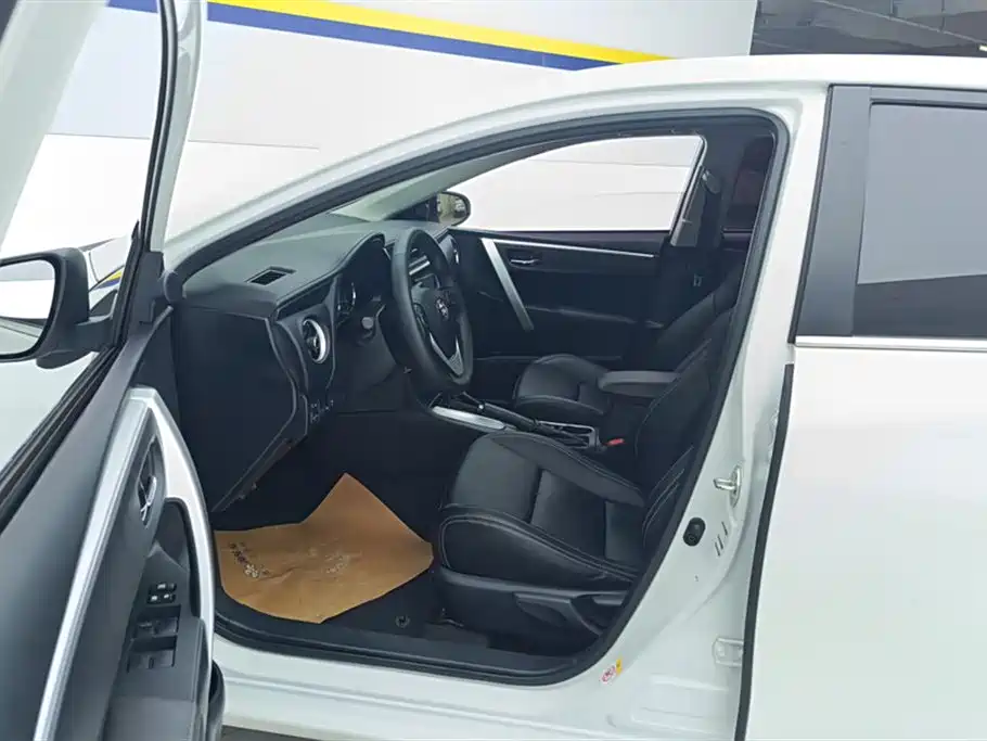Toyota Levin 2017 Facelift 185T CVT Elite Edition China VI фото 9