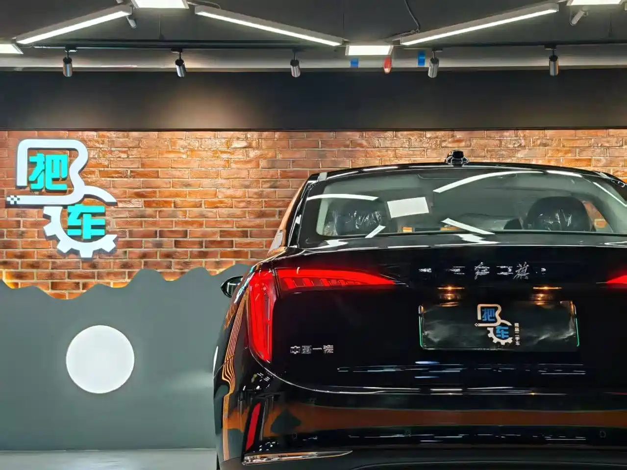 Hongqi E-QM5 2025 610km PLUS фото 27
