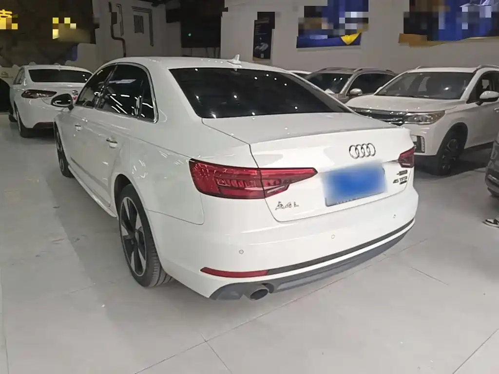 Audi A4L 2017 45 TFSI quattro Special Edition фото 5