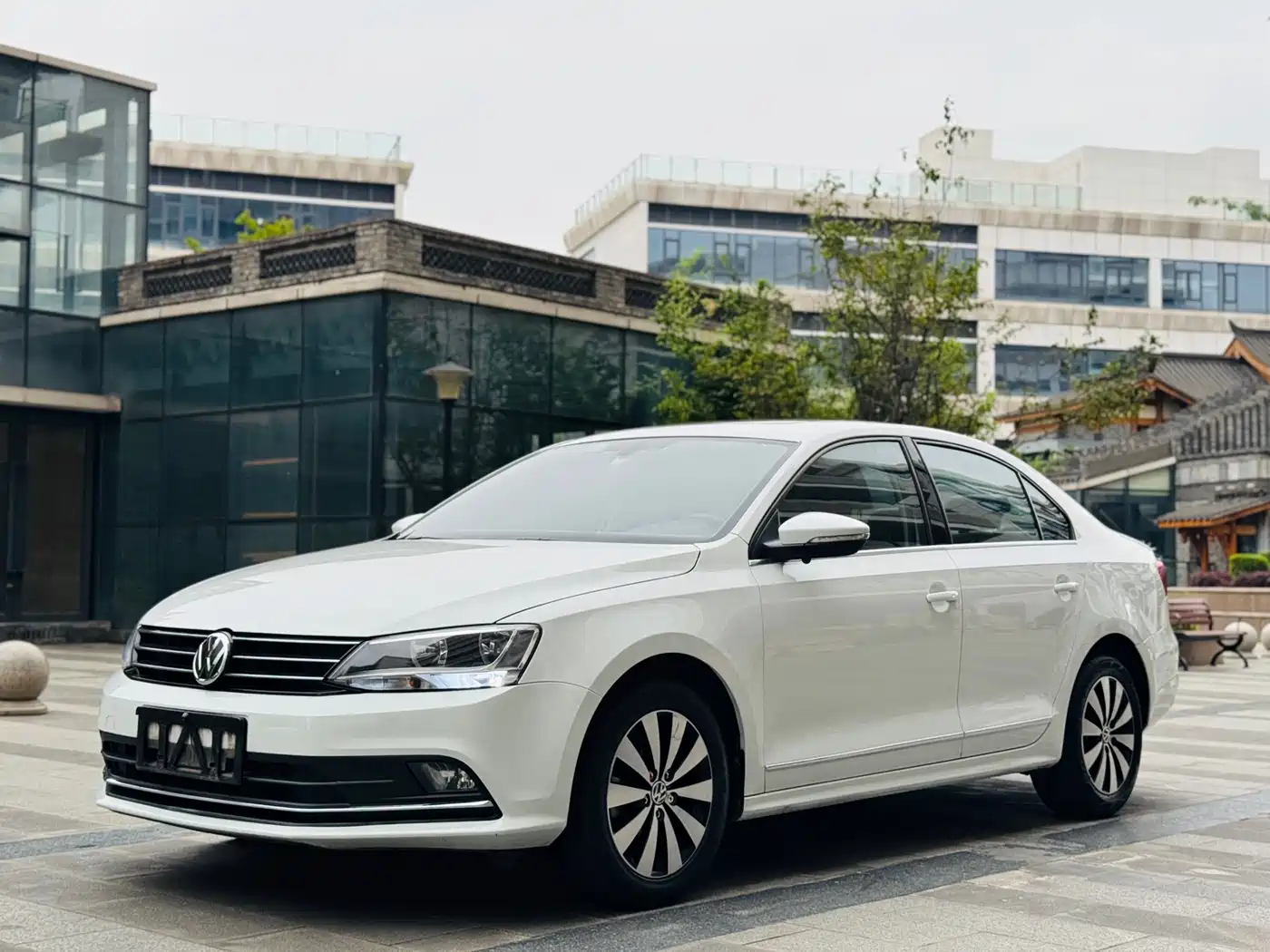 Volkswagen Sagitar 2018 1.6L Automatic Comfort