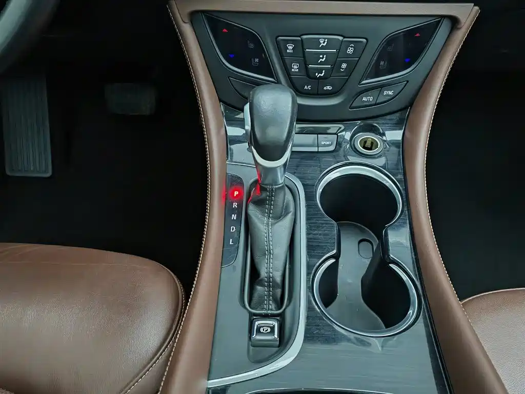 Buick Envision Plus 2019 28T 4WD Luxury Type China V фото 13