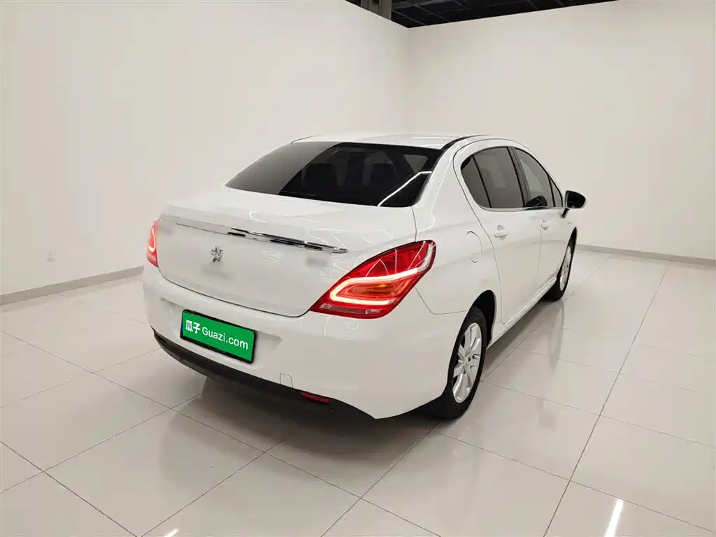 Peugeot 308 2014 Model Joy Edition Classic 1.6L Automatic Trend Style фото 7