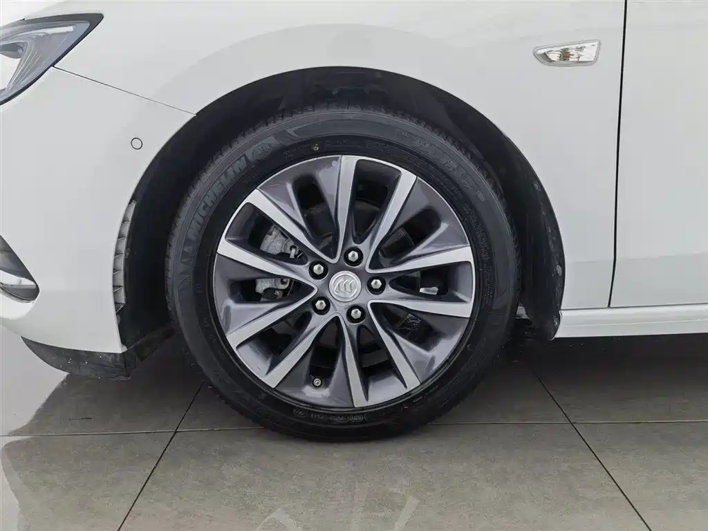 Buick GL6 2021 323T Mild Hybrid Connected Premium Trim фото 17