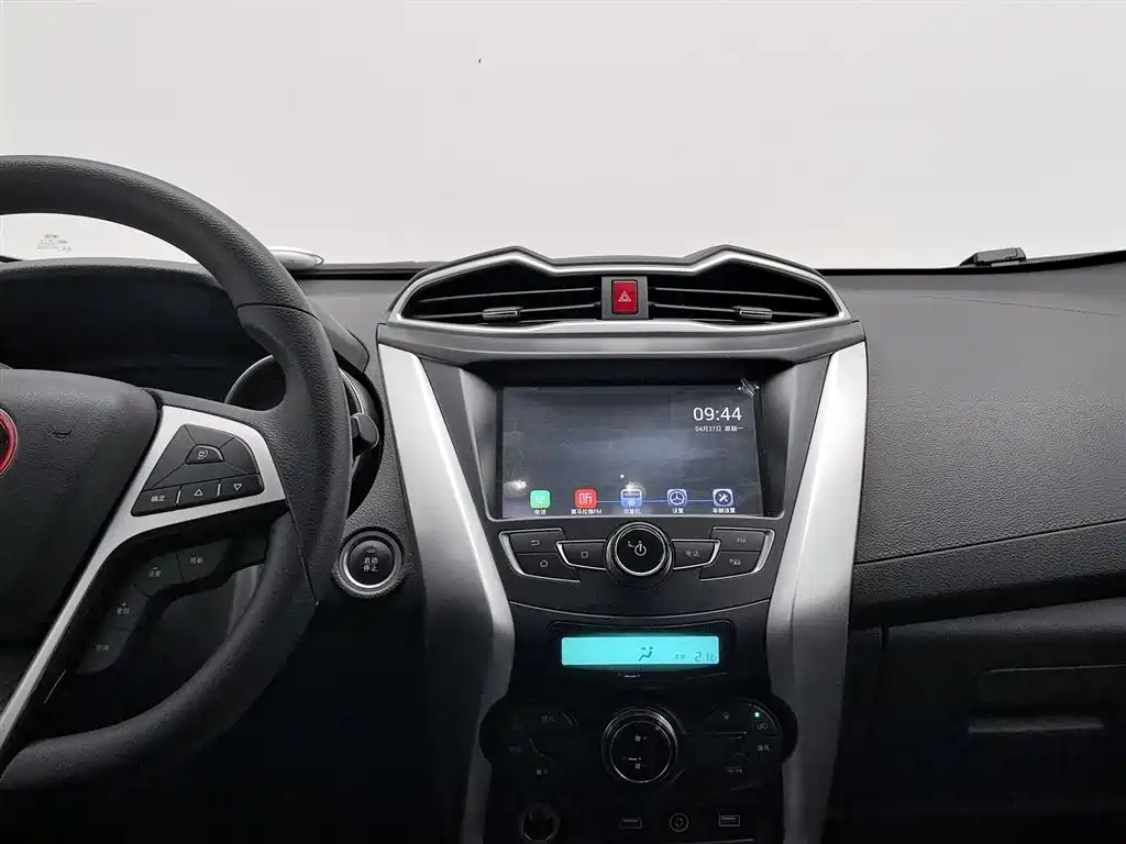 BYD Yuan 2017 1.5L Manual Cool Connect фото 12