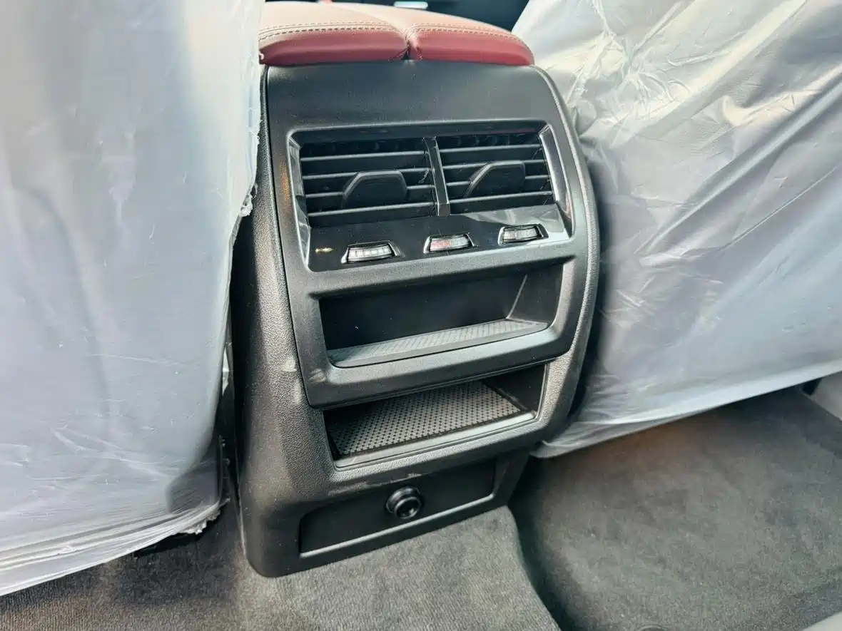 BMW X6 2023 xDrive30i M Sport Package фото 14