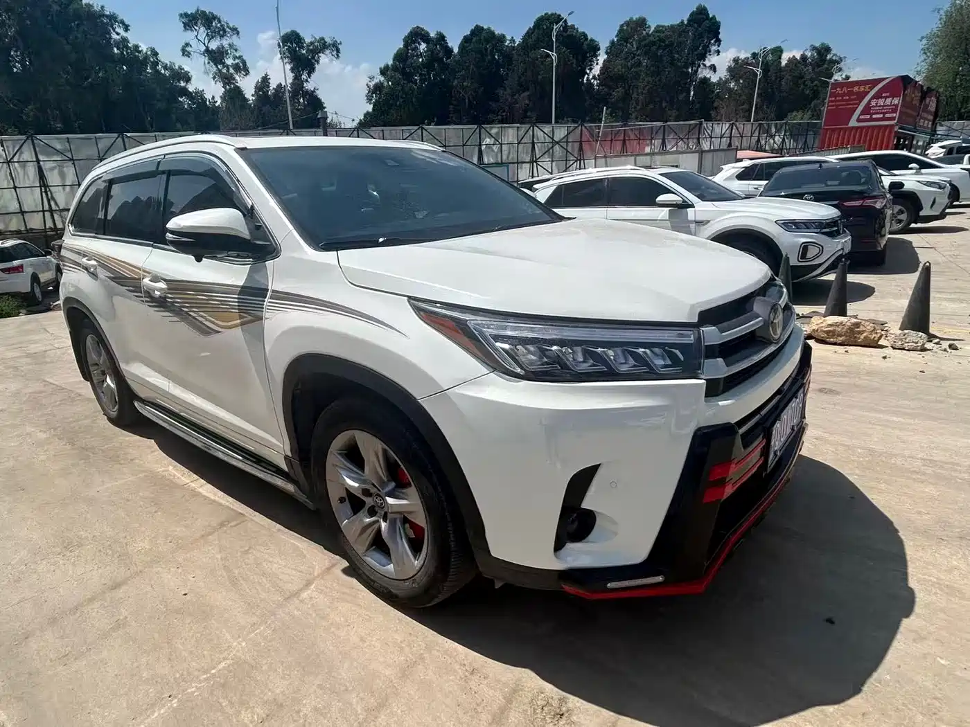 Toyota Highlander 2018 2.0T 4WD Luxury 7-seater China VI фото 3