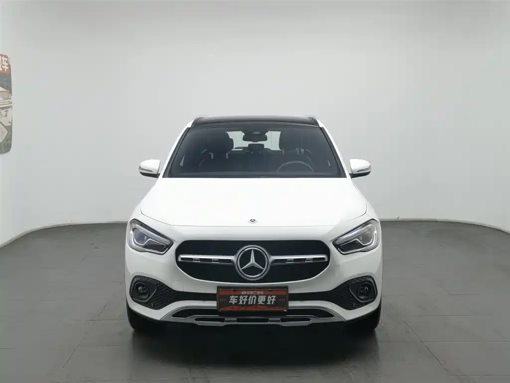 Mercedes-Benz GLA 2022 Facelift GLA 200 фото 3