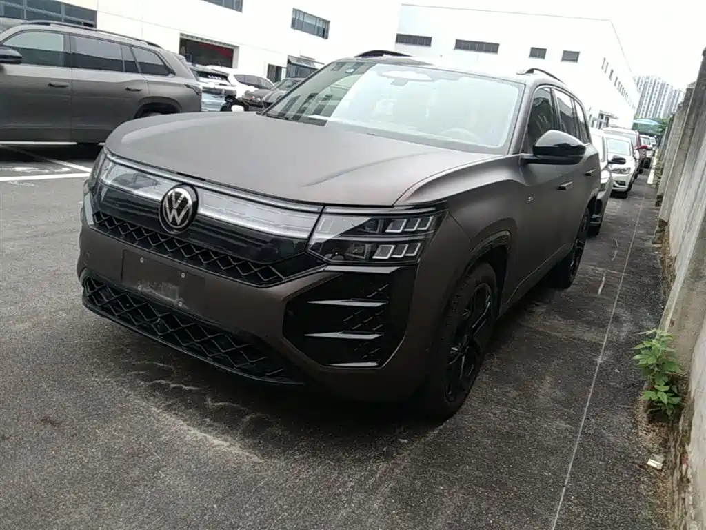 Volkswagen Teramont 2025 Teramont Pro 450TSI 4WD Summit Edition фото 2