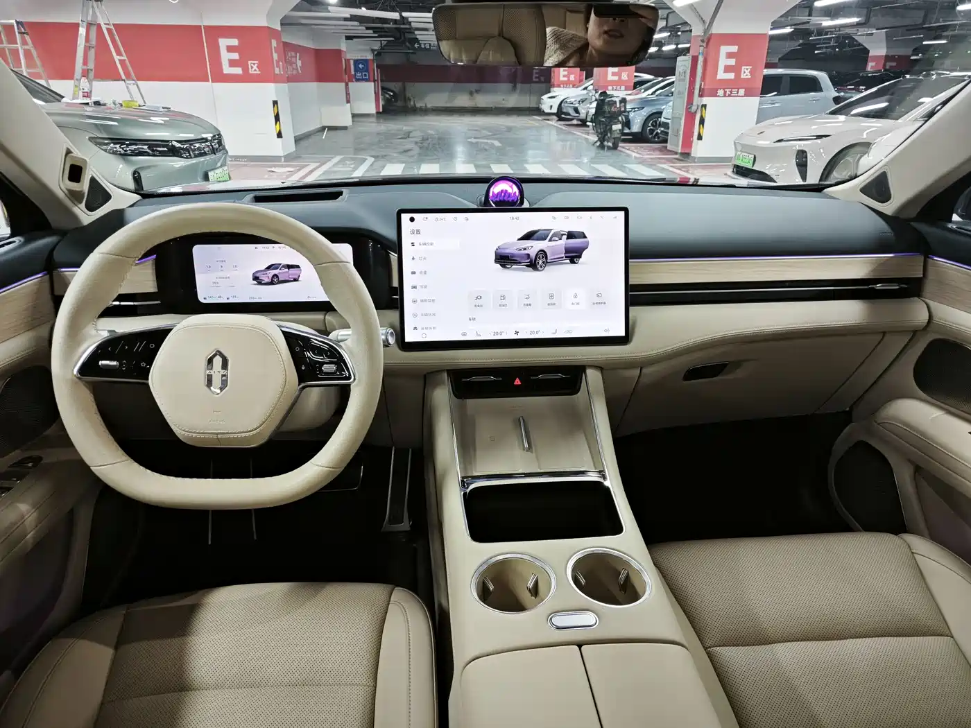 AITO Wenjie AITO M5 2025 Extended Range Ultra AWD фото 11