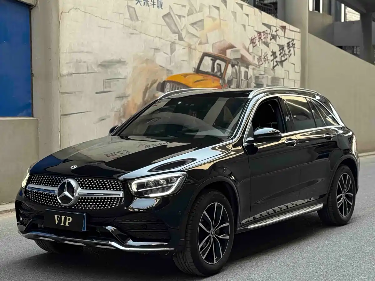 MERCEDES-BENZ GLC