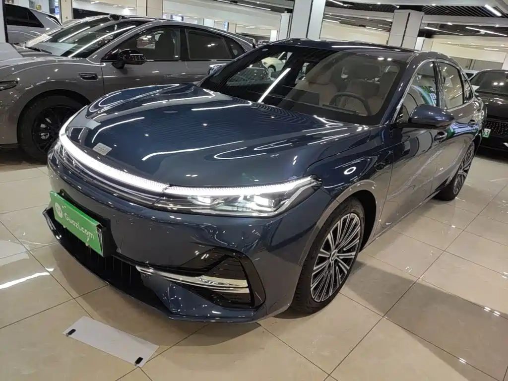 Geely Galaxy A7 2025 EM-i