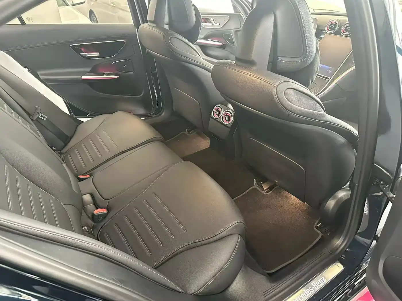 Mercedes-Benz C-Class 2024 C 260 L Sport фото 9