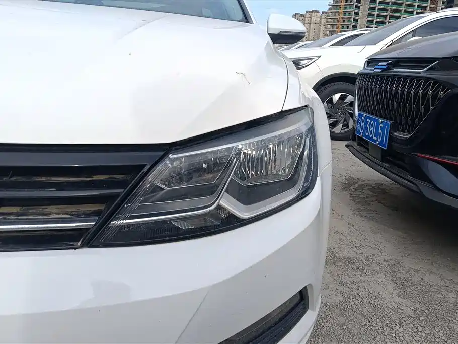 Volkswagen Lamando 2018 280TSI DSG Comfort Edition фото 5