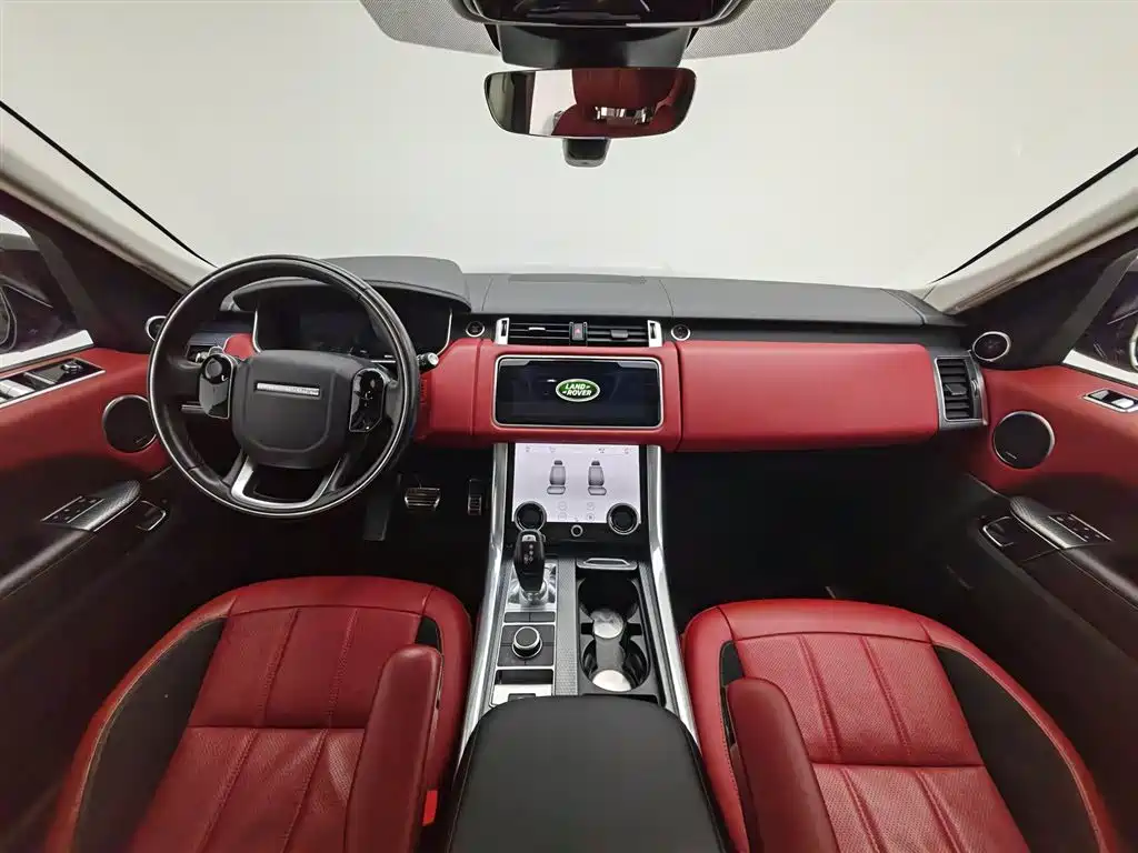Land Rover Range Rover Sport 2021 3.0 L6 Gloss Black Edition фото 5