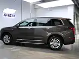 Фото 6 - Cadillac XT6
