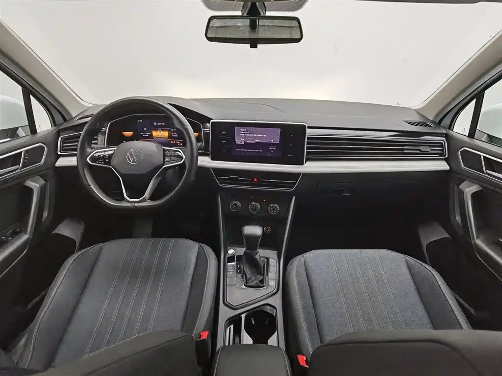 Volkswagen Tiguan L 2023 330TSI Auto 2WD Comfort Edition фото 5