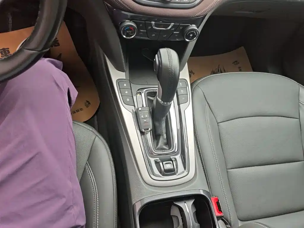 Chevrolet Malibu 2017 1.5T Automatic Luxury Edition фото 14