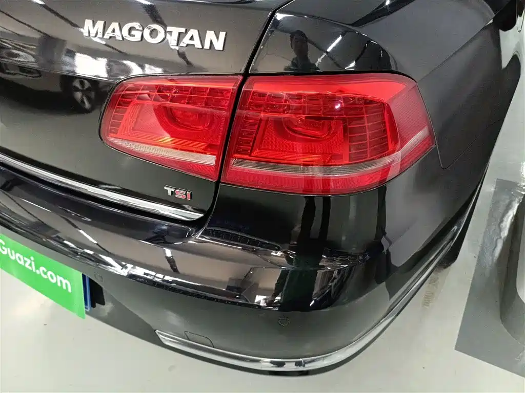 Volkswagen Magotan 2015 Facelift 1.8TSI Luxury фото 24