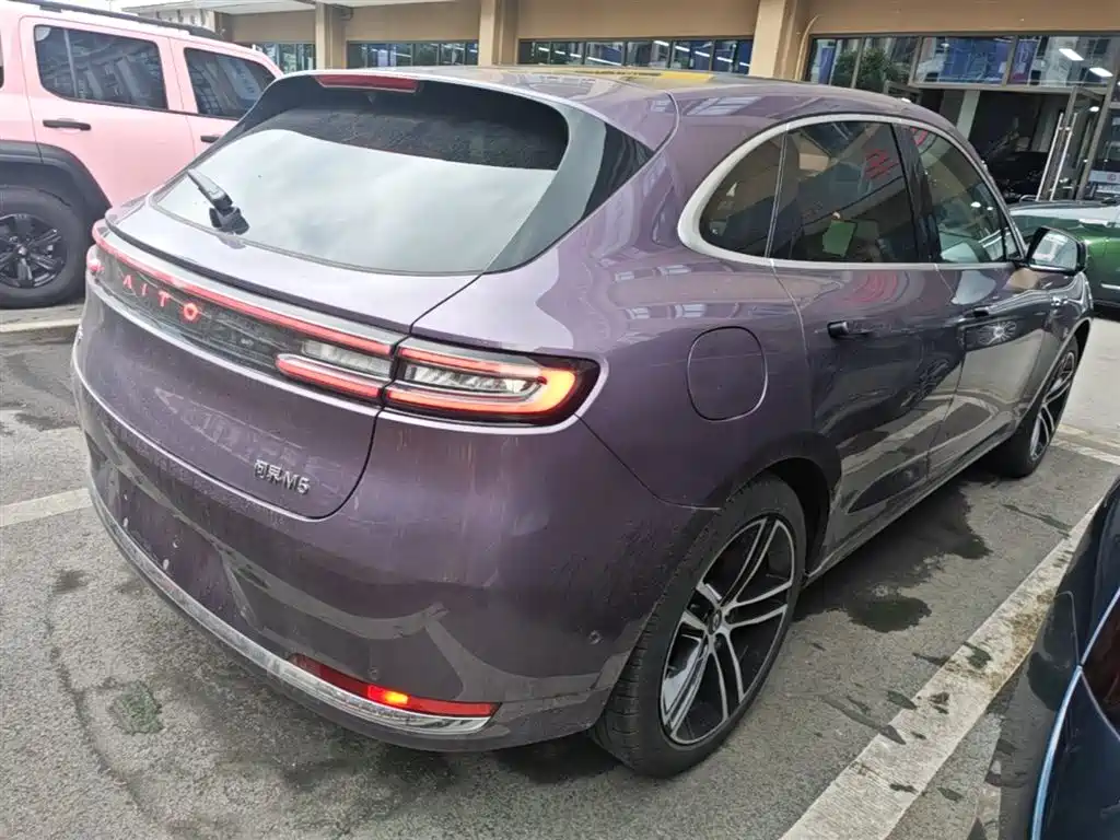 AITO Wenjie AITO M5 2025 Extended Range Ultra AWD фото 7