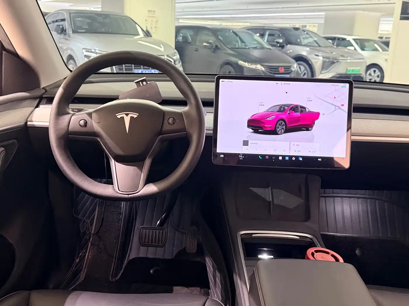TESLA MODEL Y
