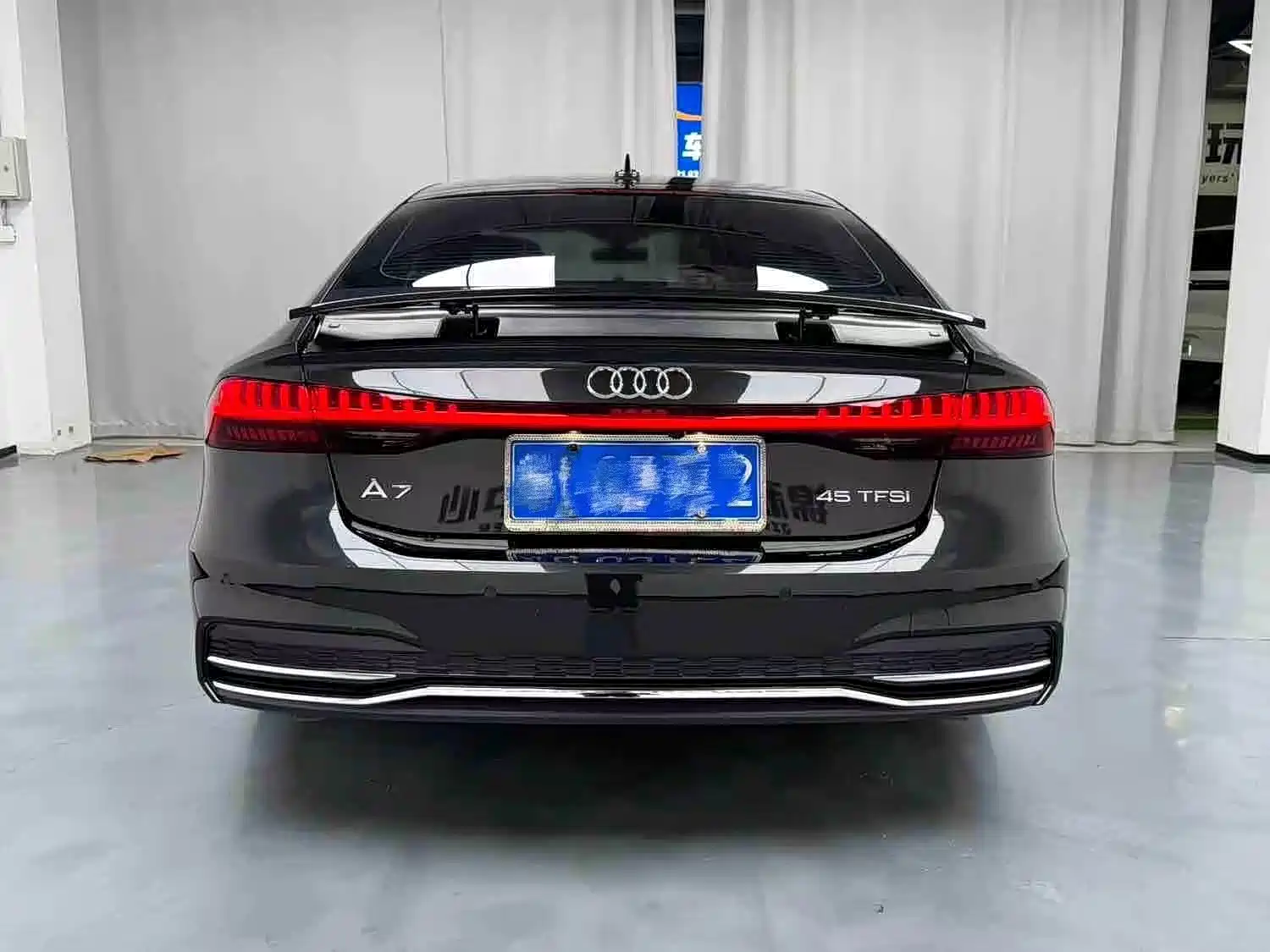 Фото 5 - Audi A7