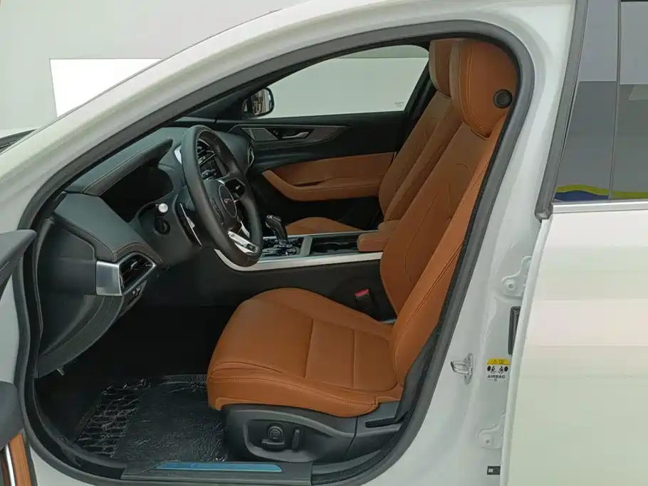 Jaguar XEL 2024 2024 Model 2.0T 250PS R-DYNAMIC S Progressive Sport Edition