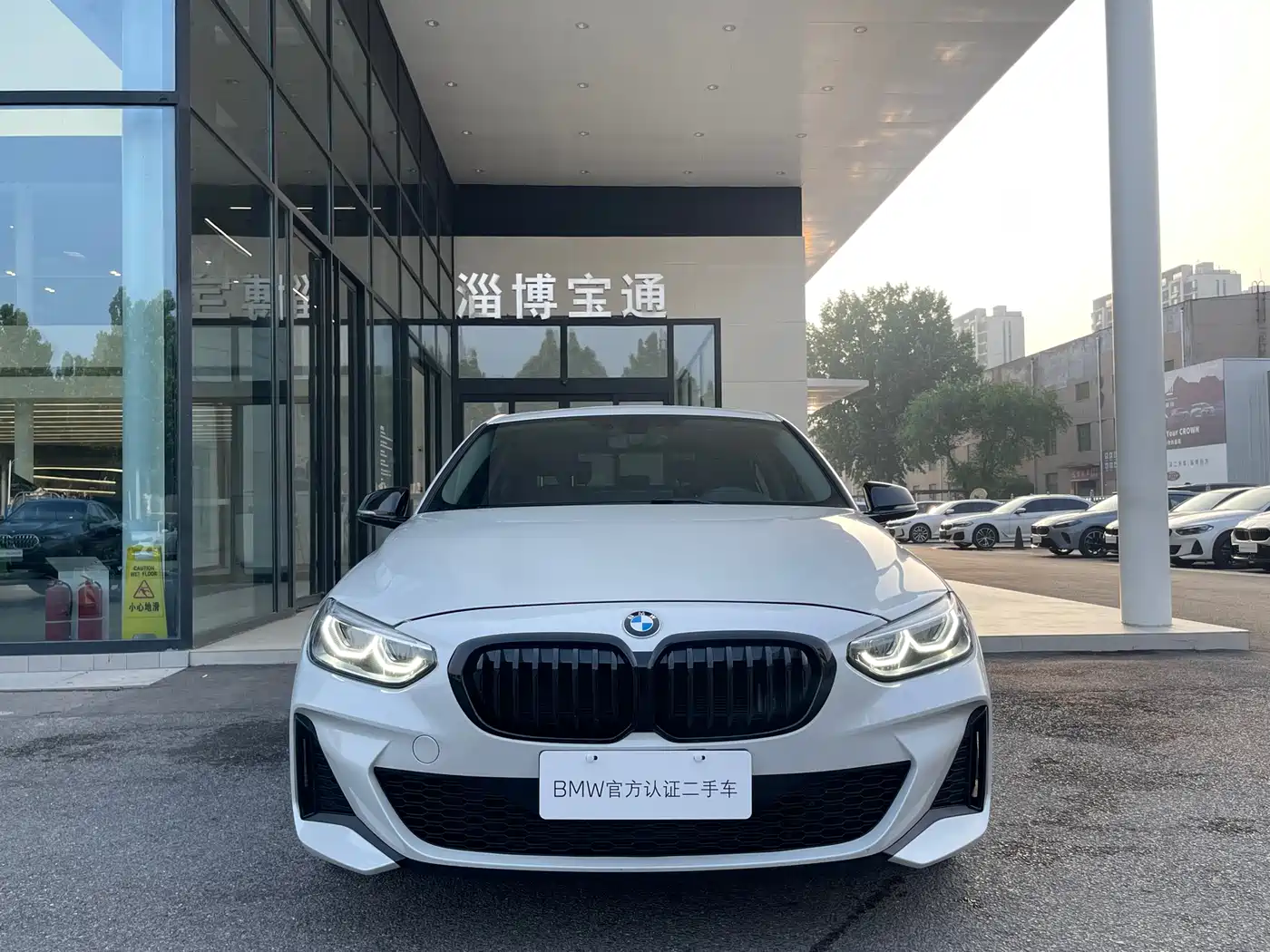 BMW 1 Series 2021 Facelift 120i M Sport Shadow Edition фото 3