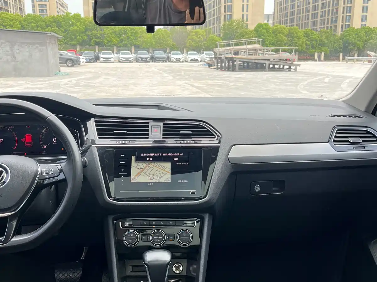 Volkswagen Tiguan L 2021 330TSI Automatic 2WD Smart фото 15
