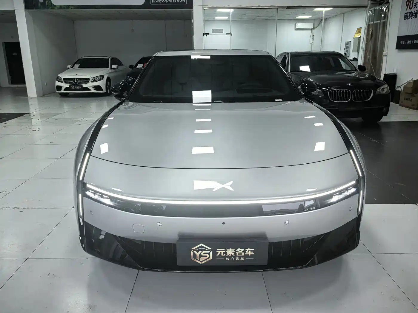 Photo 2 - XPeng P7