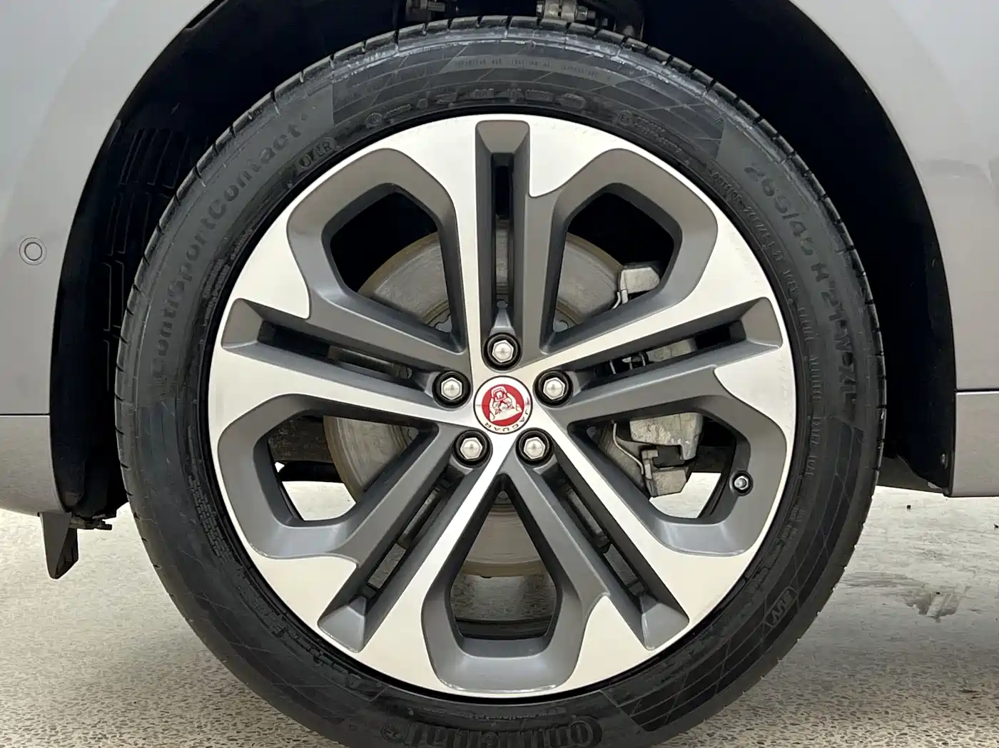 Jaguar F-PACE 2021 340PS R-Dynamic SE фото 9