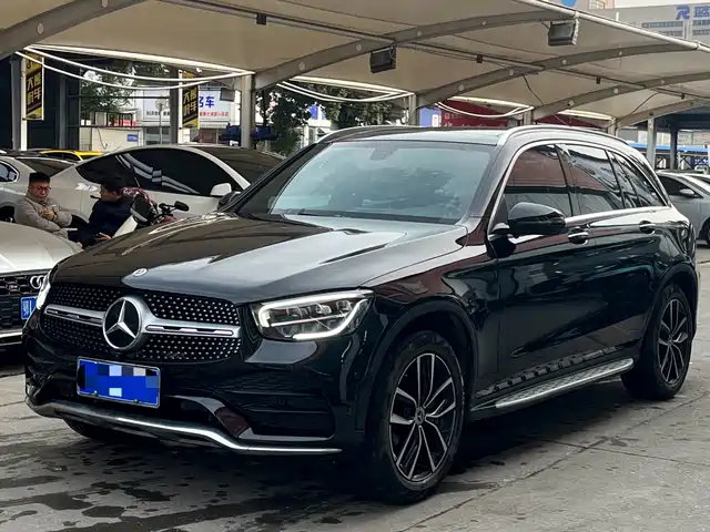 MERCEDES-BENZ GLC