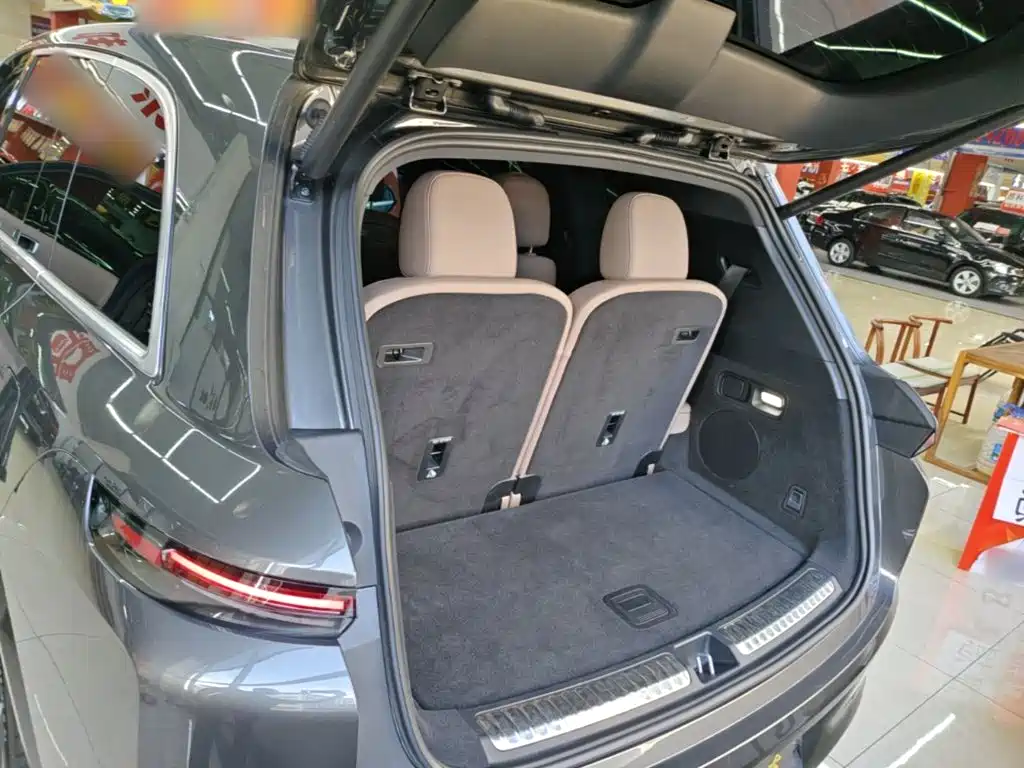 Li Auto Li L8 2025 2025 Max Smart Renewal Edition