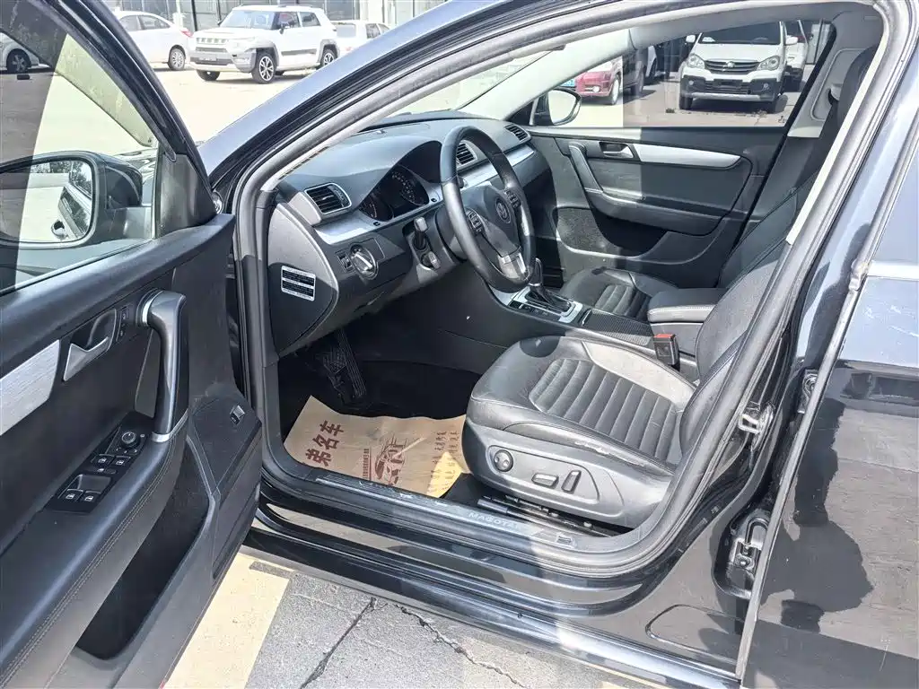 Volkswagen Magotan 2016 1.8TSI Smart Leading фото 13