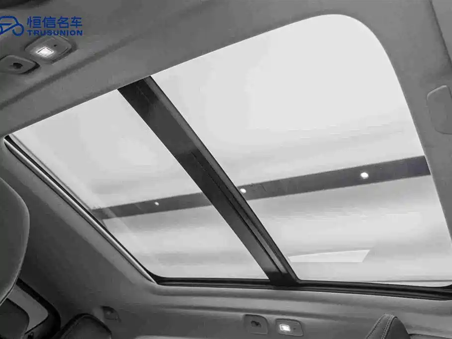 Photo 20 - Volvo XC40