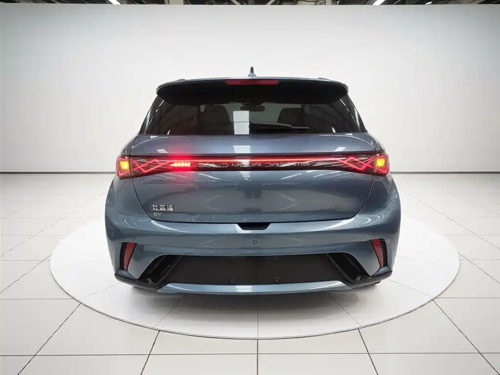 BYD Dolphin 2024 Glory Edition 420km Fashion Edition фото 6