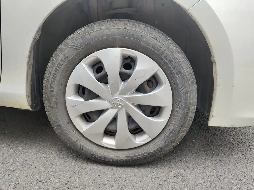 Toyota YARiS L Zhi Xuan 2015 2014 1.3L Manual Agile Edition