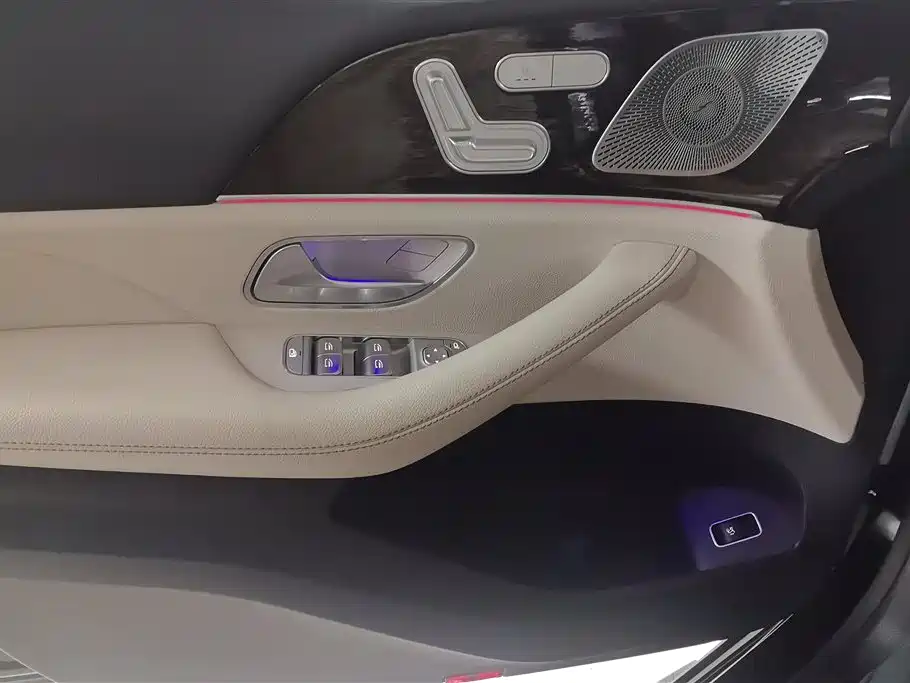 Mercedes-Benz GLE 2022 GLE 350 4MATIC Fashion фото 7