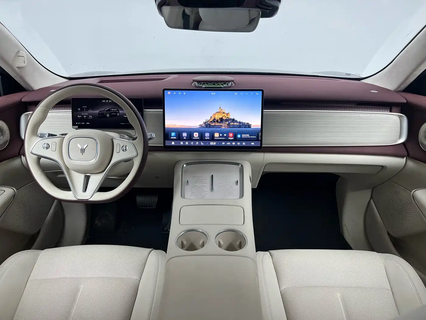 Voyah Auto Voyah Zhiyin 2025 Base фото 16