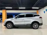 Фото 9 - Geely Atlas