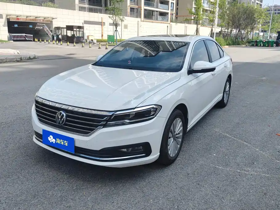 Фото 1 - Volkswagen Lavida