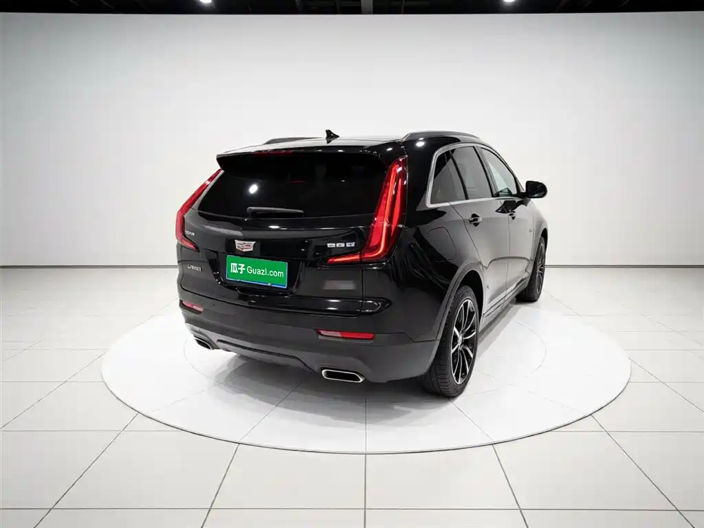 Cadillac XT4 2022 28T FWD Premium фото 6