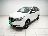 Фото 1 - Baojun 730