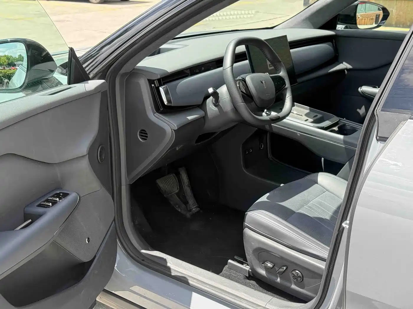 Voyah Auto Voyah Zhiyin 2024 Long Range Smart Edition фото 4