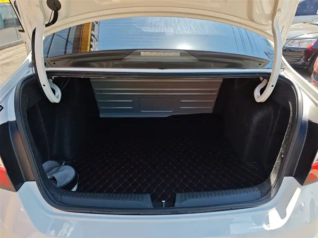 Škoda Rapid 2019 1.5L Automatic Comfort China V фото 19